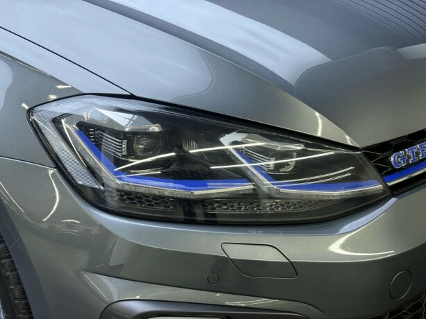 volkswagen-golf-elektrisitetbensin-2019-big-4