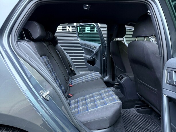 volkswagen-golf-elektrisitetbensin-2019-big-29