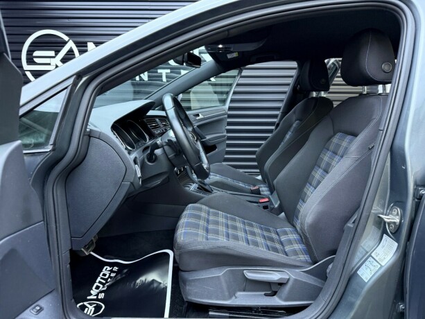 volkswagen-golf-elektrisitetbensin-2019-big-26