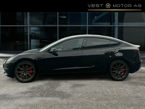 tesla-model-3-elektrisitet-2023-big-3