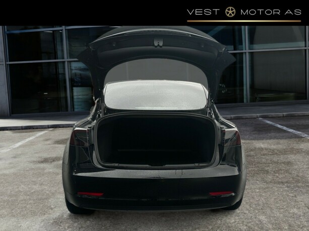 tesla-model-3-elektrisitet-2023-big-6