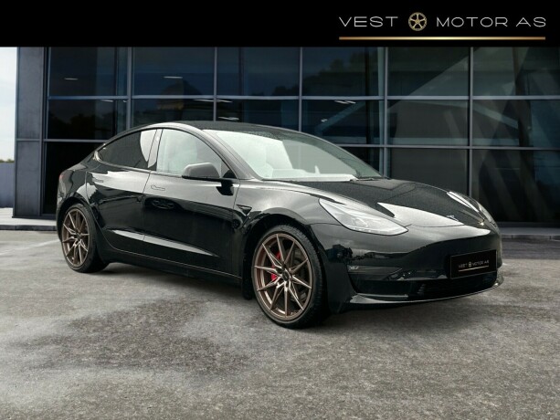 tesla-model-3-elektrisitet-2023-big-0