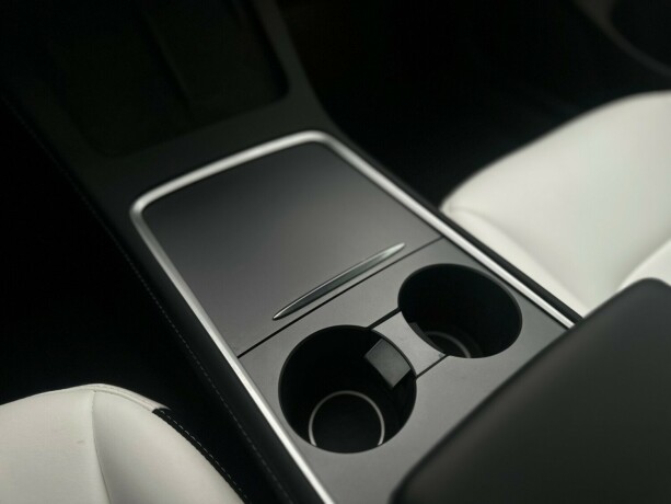 tesla-model-3-elektrisitet-2023-big-18