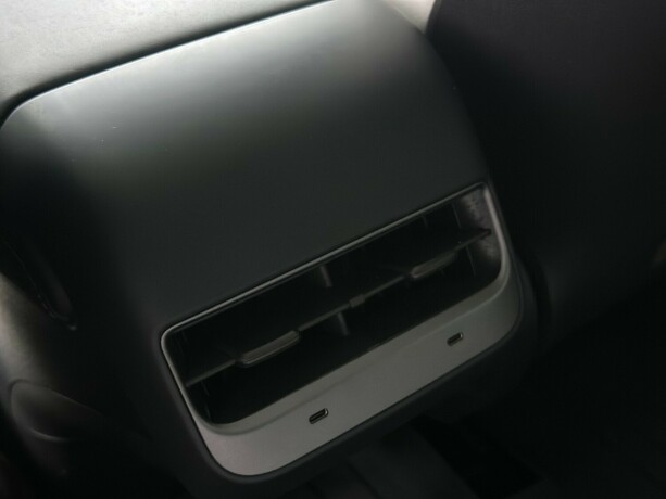 tesla-model-3-elektrisitet-2023-big-16