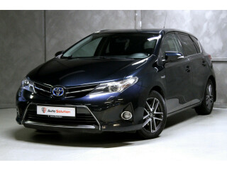 Toyota | Auris | Elektrisitet+bensin | 2014