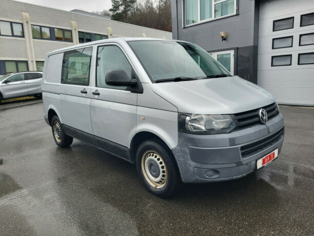 volkswagen-transporter-diesel-2012-big-2