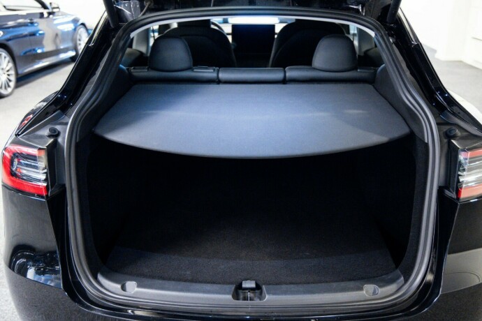 tesla-model-y-elektrisitet-2023-big-7