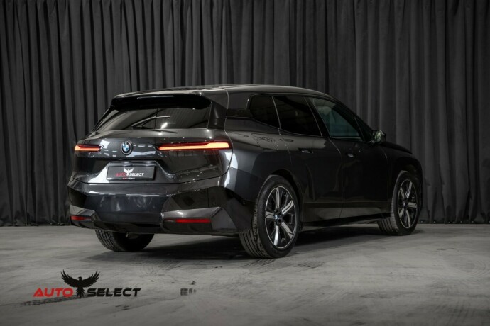 bmw-ix-xdrive-40-elektrisitet-2022-big-16