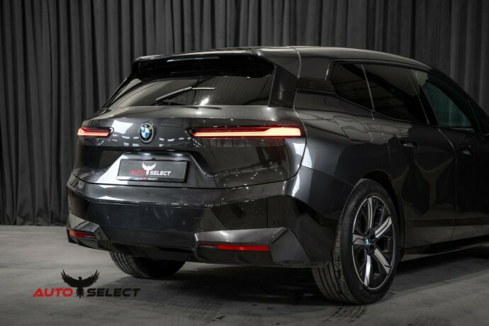 bmw-ix-xdrive-40-elektrisitet-2022-big-15