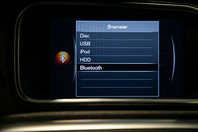 volvo-v40-cross-country-bensin-2019-big-15