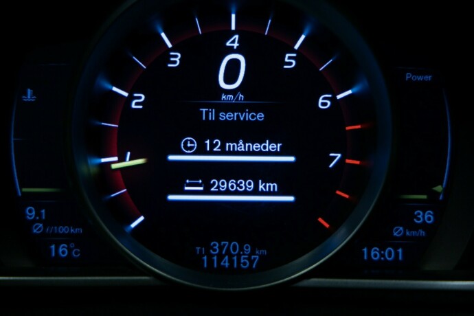 volvo-v40-cross-country-bensin-2019-big-13