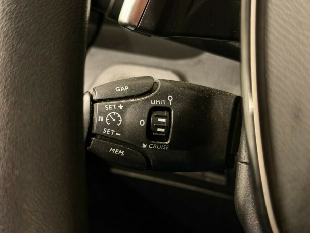 peugeot-partner-diesel-2019-big-21