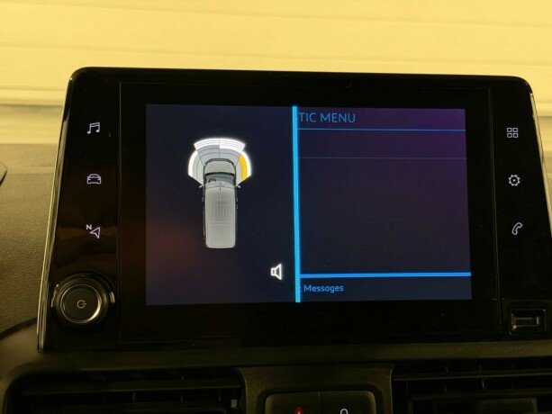 peugeot-partner-diesel-2019-big-23