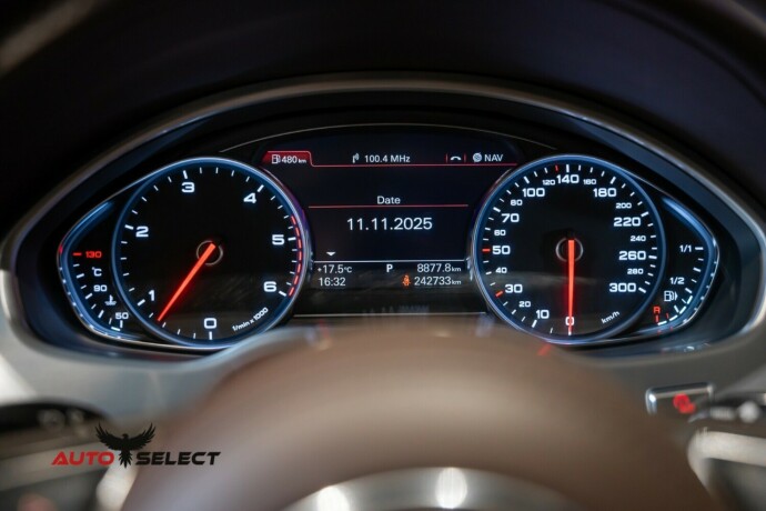 audi-a8-diesel-2010-big-37