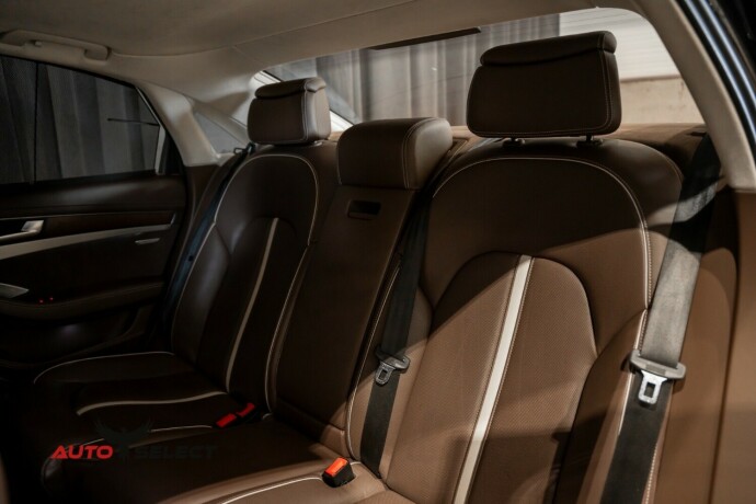 audi-a8-diesel-2010-big-16