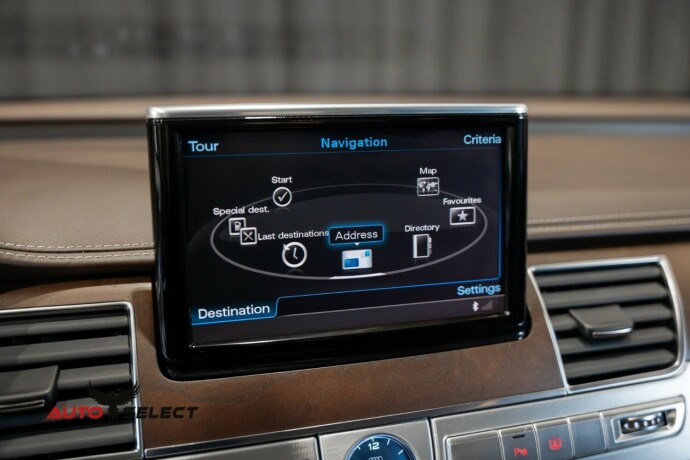 audi-a8-diesel-2010-big-44