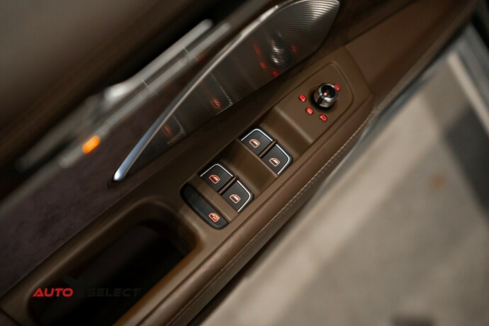 audi-a8-diesel-2010-big-25