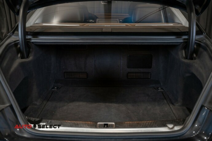 audi-a8-diesel-2010-big-9