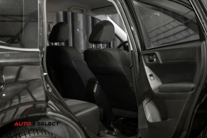 subaru-forester-bensin-2014-big-12