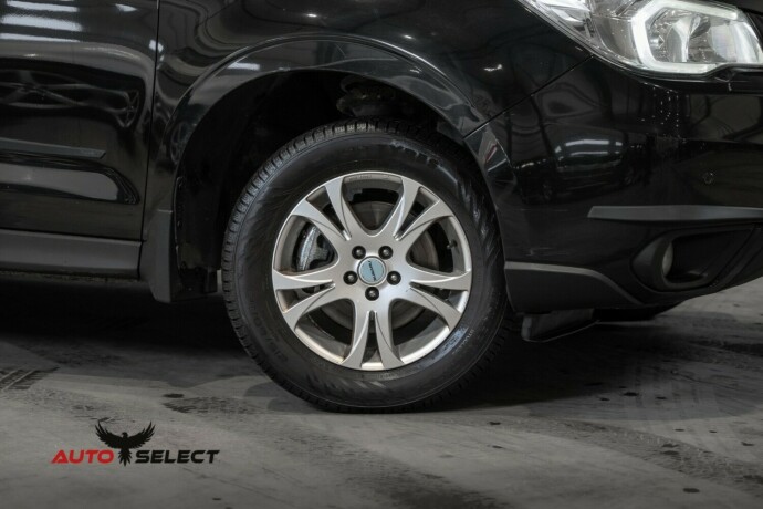 subaru-forester-bensin-2014-big-2