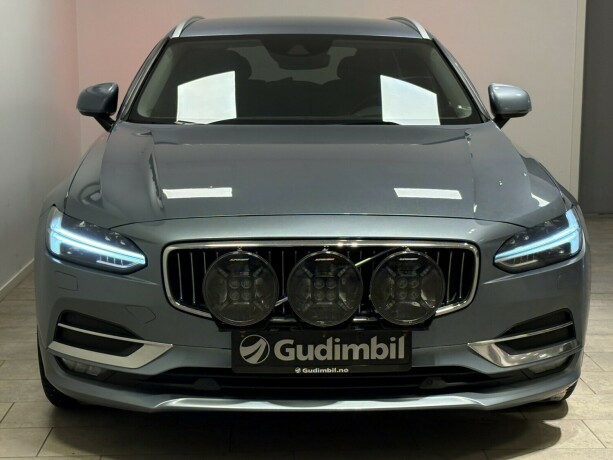 volvo-v90-diesel-2018-big-3