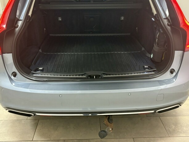 volvo-v90-diesel-2018-big-8