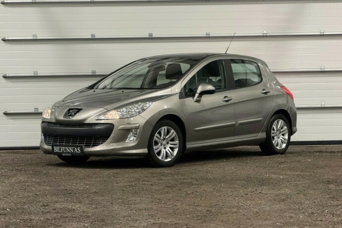 peugeot-308-bensin-2011-big-6