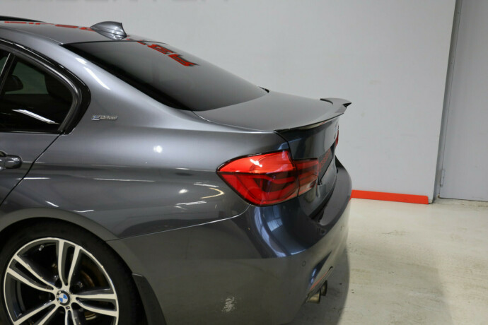 bmw-3-serie-elektrisitetbensin-2017-big-3