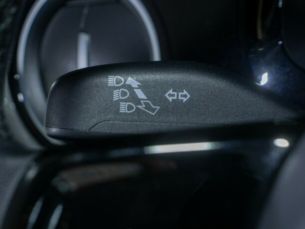 volkswagen-up-bensin-2013-big-32