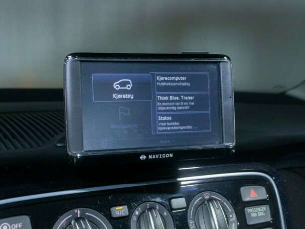 volkswagen-up-bensin-2013-big-35