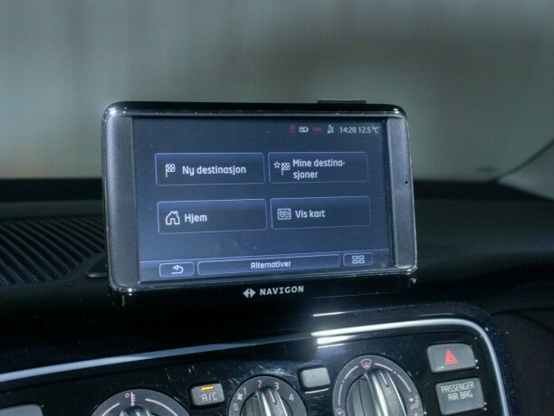 volkswagen-up-bensin-2013-big-34