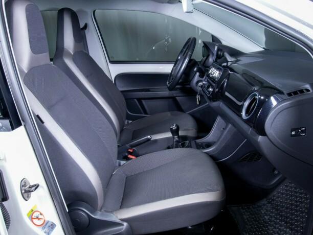 volkswagen-up-bensin-2013-big-46