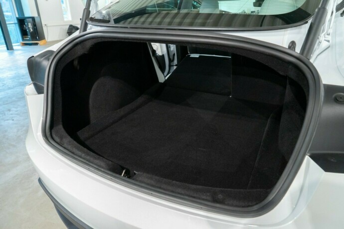 tesla-model-3-elektrisitet-2024-big-13