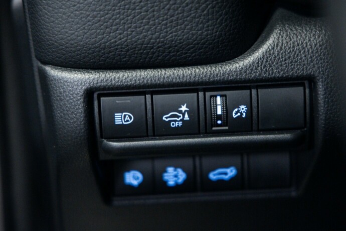 toyota-land-cruiser-diesel-2025-big-16