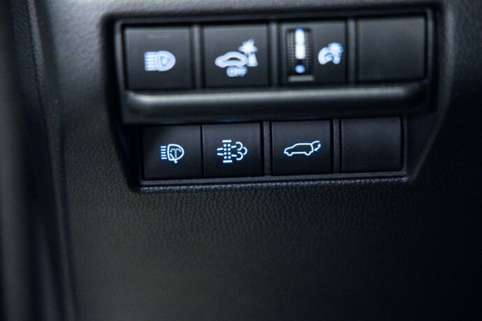 toyota-land-cruiser-diesel-2025-big-17