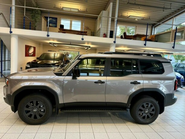 toyota-land-cruiser-diesel-2025-big-1