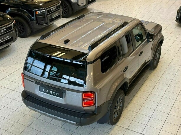 toyota-land-cruiser-diesel-2025-big-4