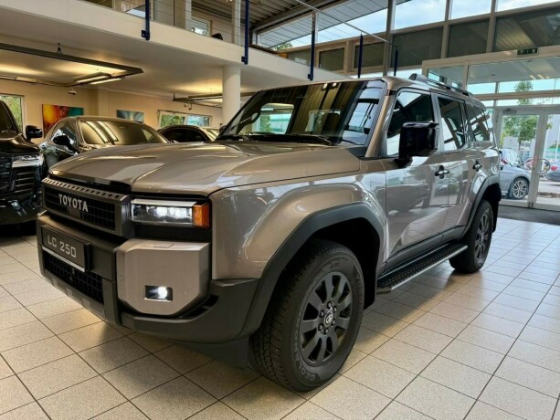 toyota-land-cruiser-diesel-2025-big-0