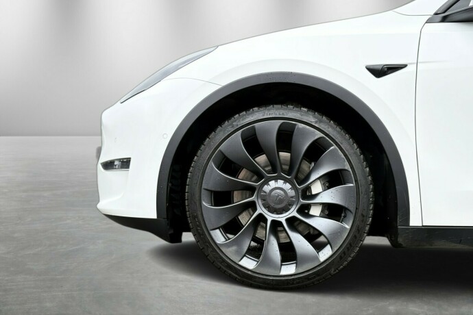 tesla-model-y-elektrisitet-2022-big-7