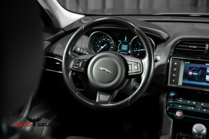 jaguar-f-pace-diesel-2017-big-24