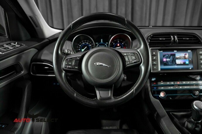 jaguar-f-pace-diesel-2017-big-23