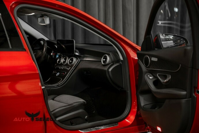 mercedes-benz-c-klasse-elektrisitetbensin-2016-big-17