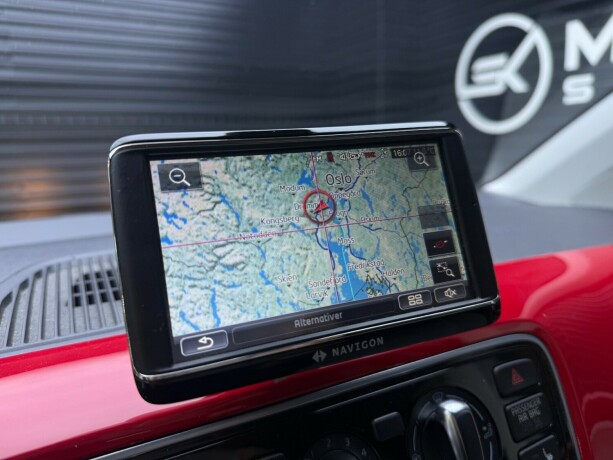 volkswagen-up-bensin-2013-big-15