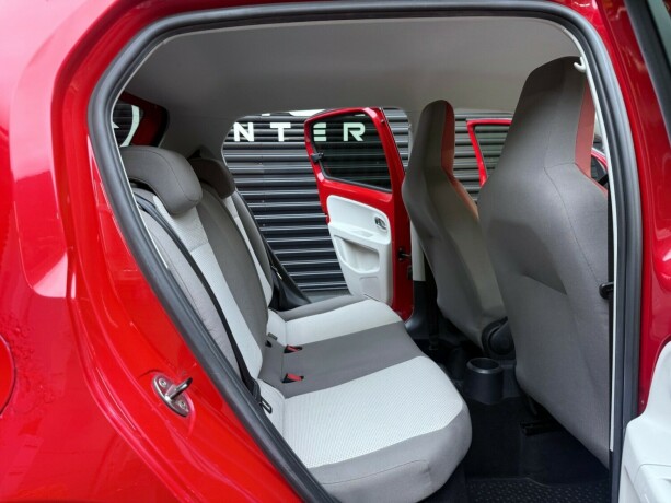 volkswagen-up-bensin-2013-big-23