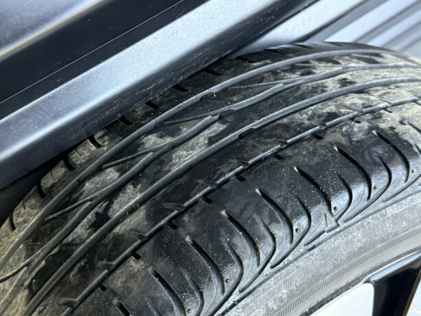 volkswagen-up-bensin-2013-big-27