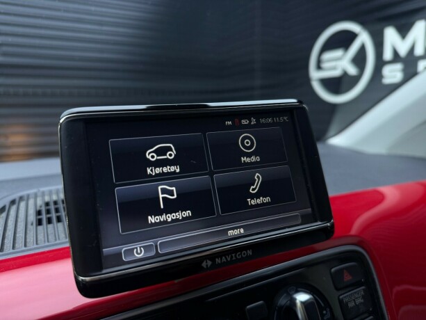 volkswagen-up-bensin-2013-big-17