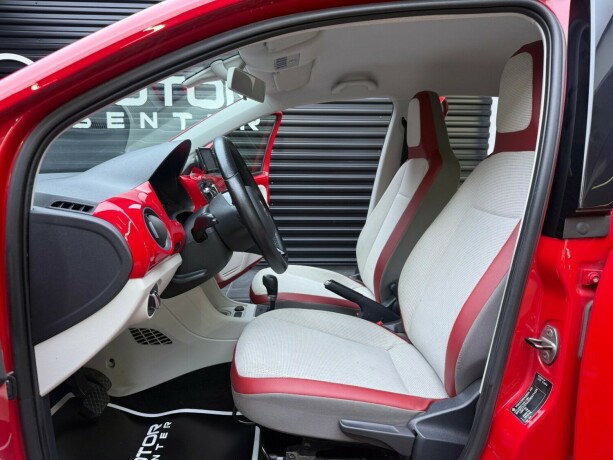 volkswagen-up-bensin-2013-big-21