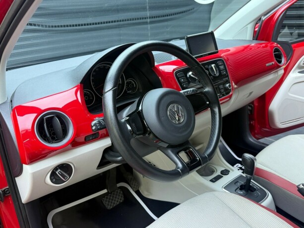 volkswagen-up-bensin-2013-big-10