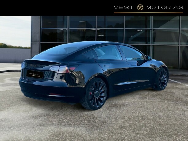 tesla-model-3-elektrisitet-2021-big-6