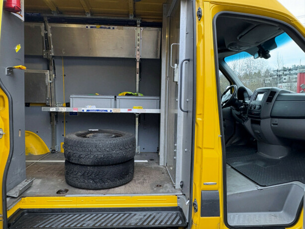 mercedes-benz-sprinter-diesel-2018-big-11